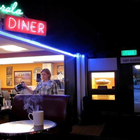 cozy diners after concerts