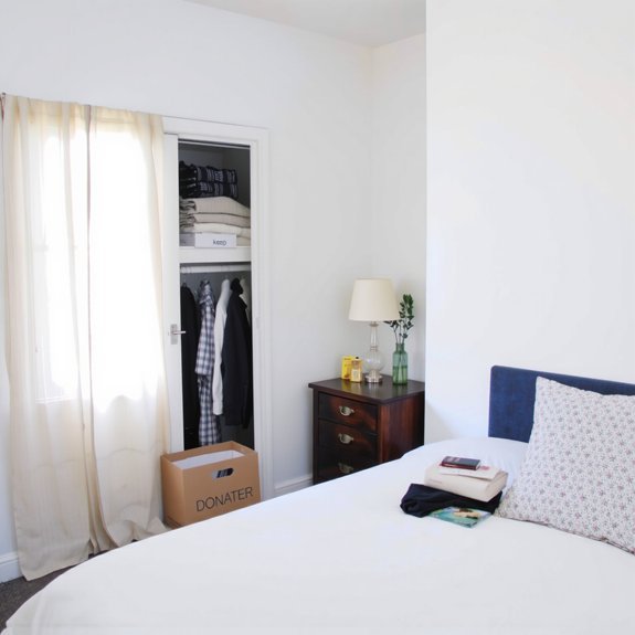 ruthless closet decluttering process